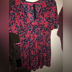 SHEIN 4x floral romper  NWOT